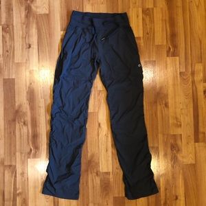 Lululemon gray pants Size 2